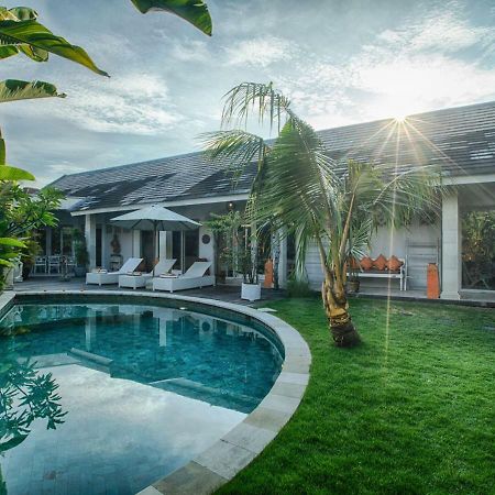 Villa Armani Seminyak  Exterior photo